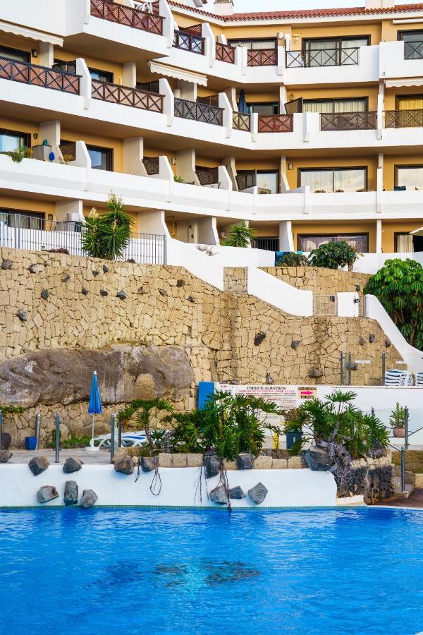 Forest Flat - Big Heated Pool, Terrace, Tv Channels, Golf Courses 산미겔데아보나 외부 사진